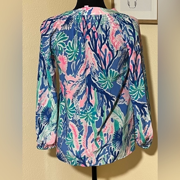 LILLY PULITZER WOMENS XXS MULTICOLORED FLORAL LONG SLEEVE XXS  SILK ELSA BLOUSE - Picture 3 of 3